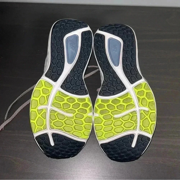 New Balance  Runners - Picture 6 of 6